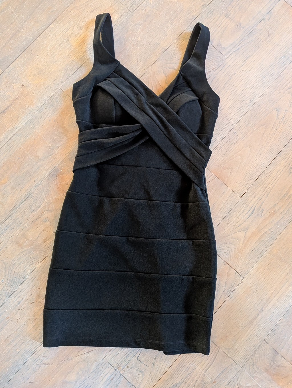 5 For $25 Emerald Sundae Black Bandage Bodycon Mini Dress